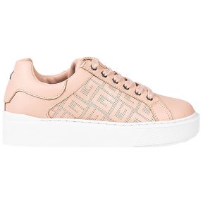 Slip on Guess –